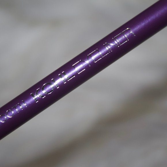 Hollywood n Vine Kohl Liner - Picture 2 of 2